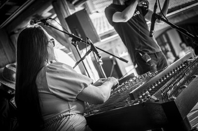 Cimbálová muzika Milana Broučka