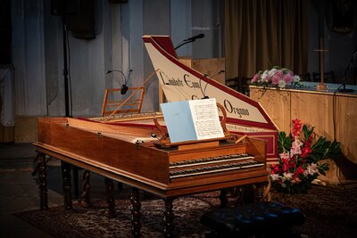 barbara-maria-willi-martin-hroch-za-poklady-broumovska-foto-michal-sedlacek-27.jpg