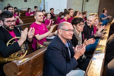 ucastnici-letnich-hornovych-kurzu-vernerovice-za-poklady-broumovska-foto-martin-maslo-22.jpg