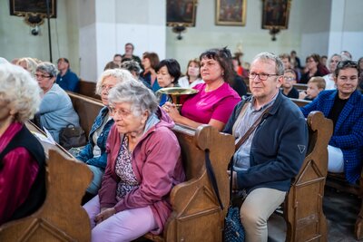 ucastnici-letnich-hornovych-kurzu-vernerovice-za-poklady-broumovska-foto-martin-maslo-3.jpg
