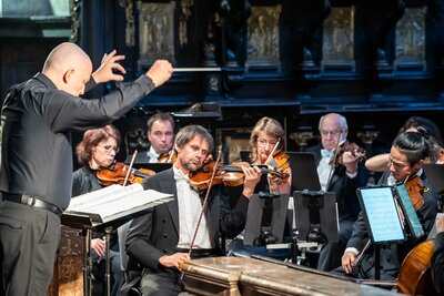 za-poklady-broumovska-jihoceska-filharmonie-foto-martin-maslo-14(1).jpg