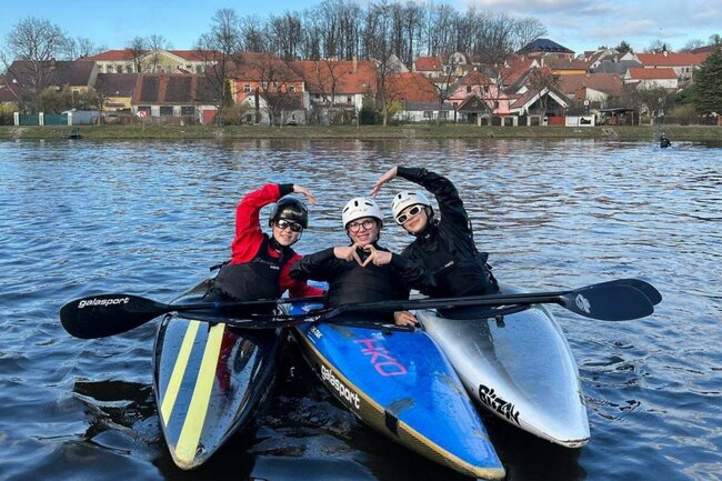 Lodí na olympiádu jako Emerich Rath?