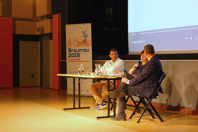 Pongo Calling – promítání a beseda